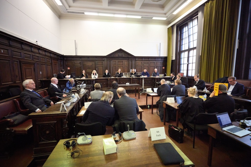 Zeuge-Vater-der-Block-Kinder-sollte-hohe-Geldsumme-erhalten