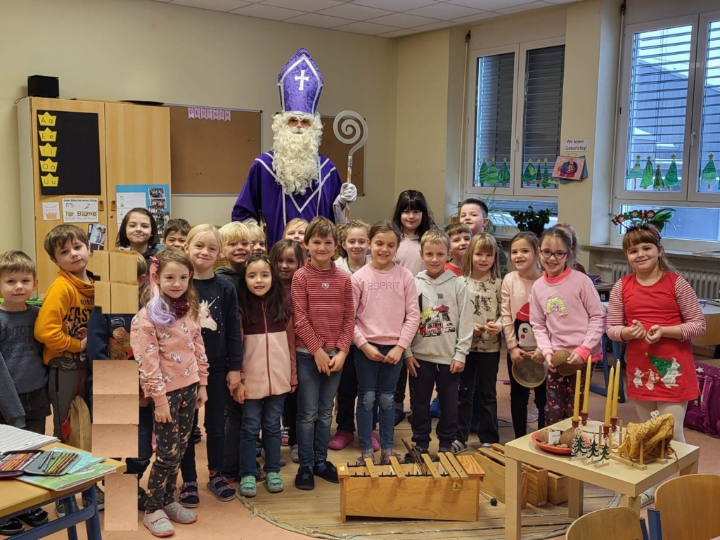 Lila Bischof in der Grundschule