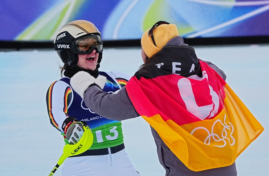 Deutsches-Ski-Duo-holt-Silber-in-Team-Kombination