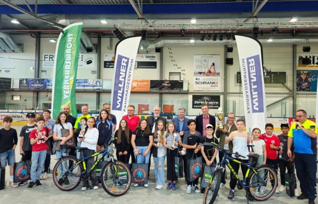 elektrofahrrad riemenantrieb ADO E-Bike Air one Pro/Air one Ultra, Elektrofahrrad,BAFANG Motor, Riemenantrieb,Dual-Modus-Umschaltung,e Bike 20 Zoll, 2/3 Gang,ebike Damen/Herren (Air One Pro (2-Speed), Grau) Sport & Freizeit frame_diamond Veloretti Ace Is a Color:Bumblebee Yellow-Metallic Olive Green (Gloss)