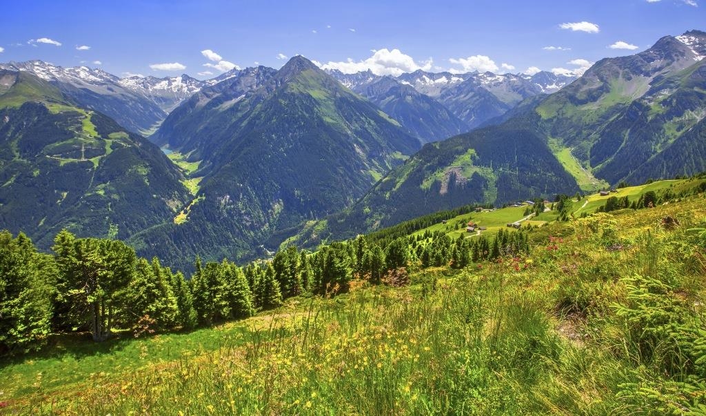 Sicherung-rei-t-aus-Kletterer-51-aus-Kreis-M-nchen-st-rzt-in-Hintertux-acht-Meter-ab