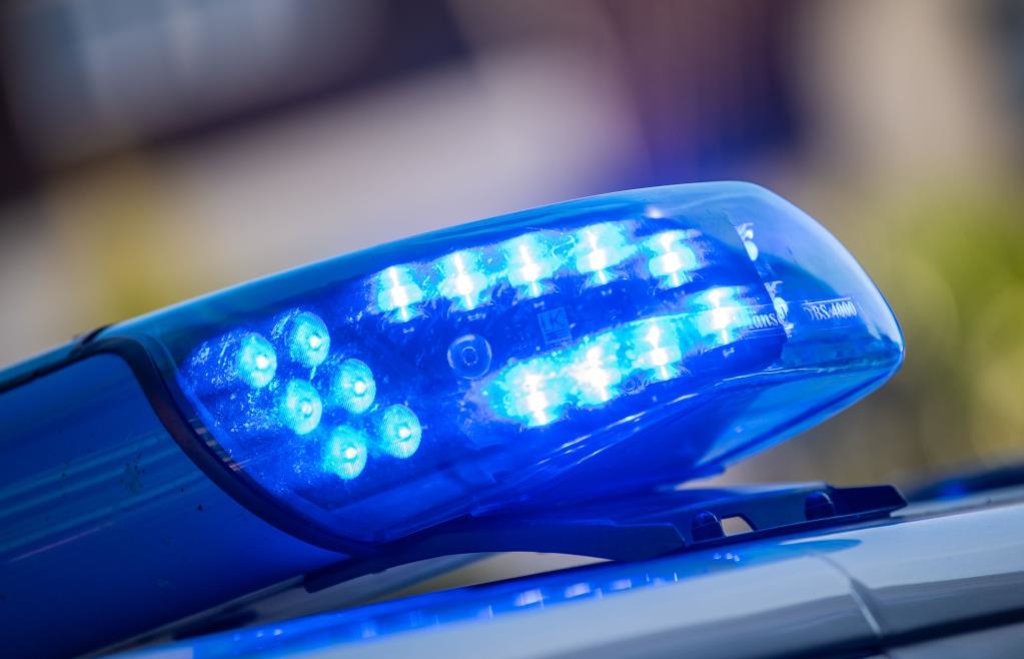 Unfall-zwischen-M-ckenlohe-und-Nassenfels-Zweimal-Totalschaden