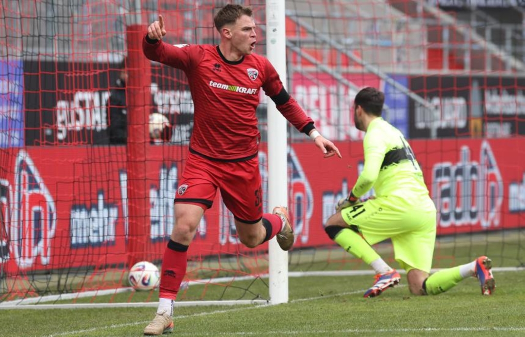 Gutes-neues-Jahr-f-r-den-FC-Ingolstadt-Schanzer-stellen-Entwicklung-unter-Beweis