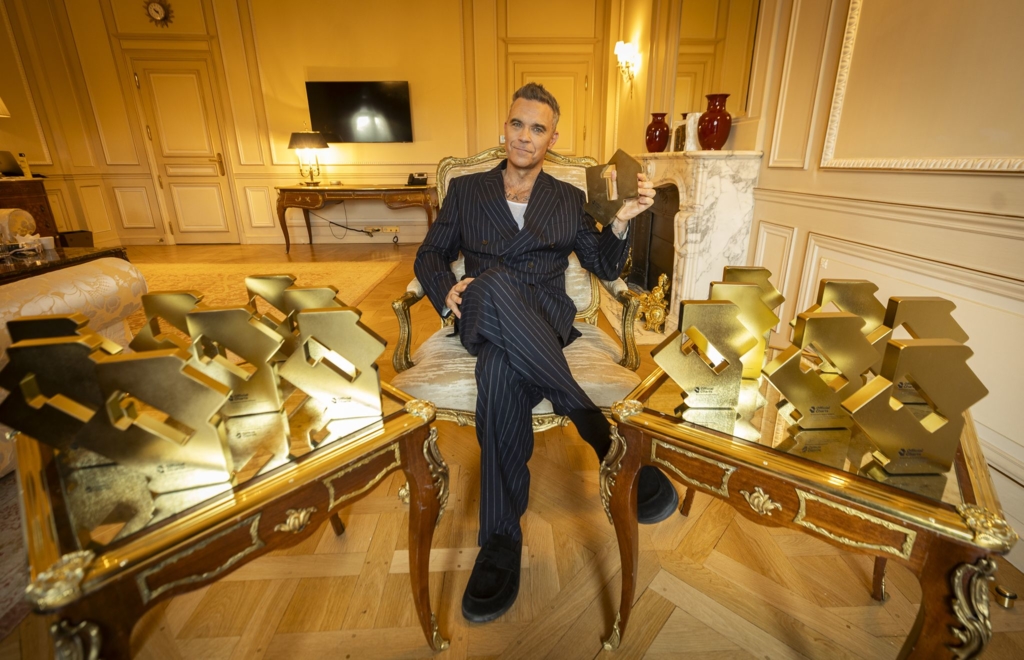 Robbie-Williams-bricht-historischen-Charts-Rekord