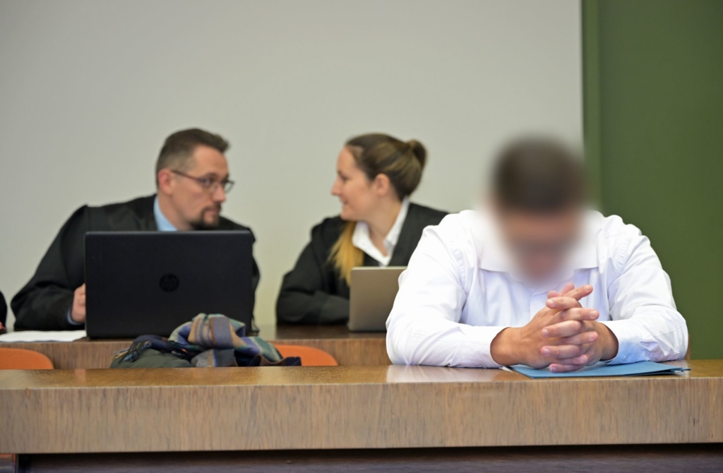 Prozess-um-versuchten-Mord-an-Frau-Ex-Mann-angeklagt