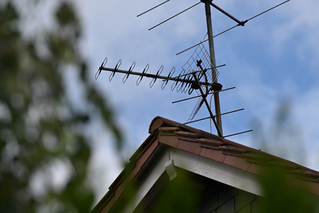 Auslaufmodell-Antennenfernsehen-Mobilfunker-machen-Druck
